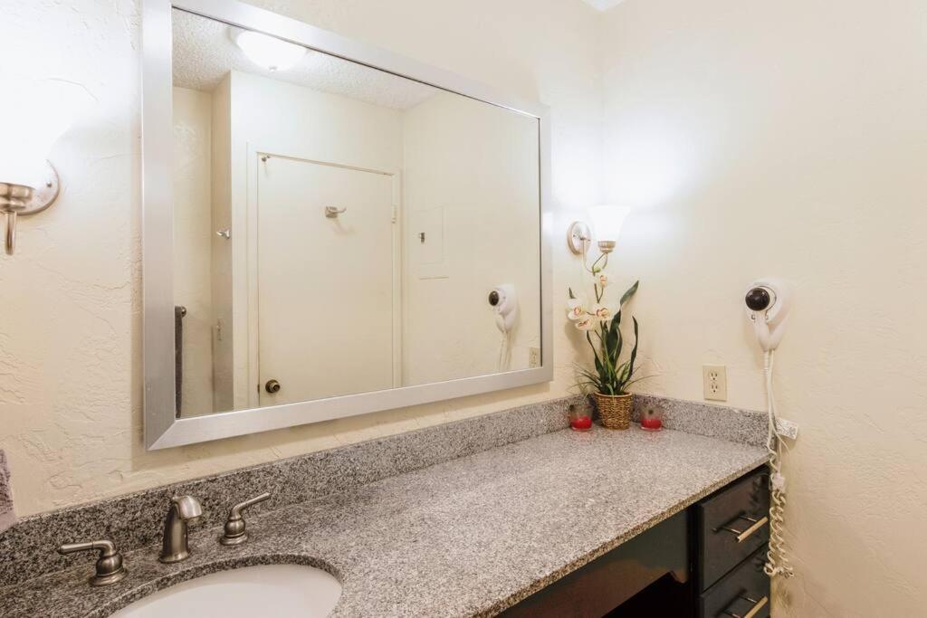 Lovely 1 Bedroom With Kitchen, Free Wifi & Parking Kapa'a Buitenkant foto